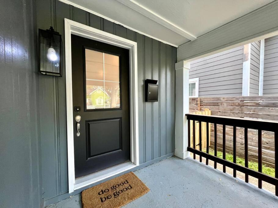 Modern Style Home Near Dt Indy & Major Attractions Индианаполис Экстерьер фото