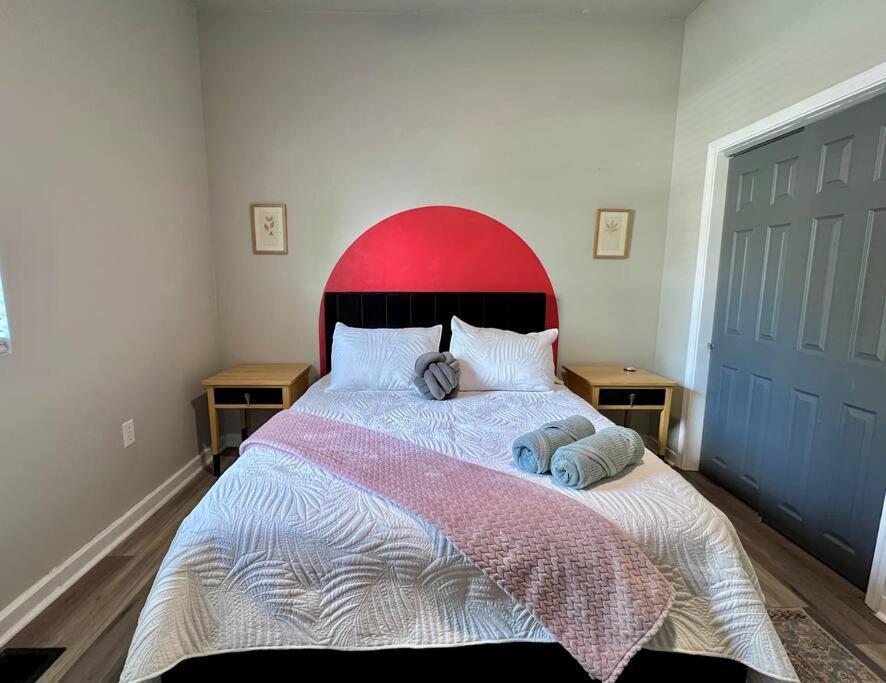 Modern Style Home Near Dt Indy & Major Attractions Индианаполис Экстерьер фото