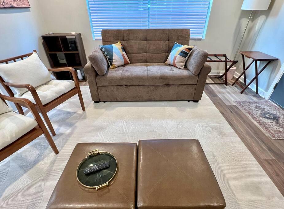 Modern Style Home Near Dt Indy & Major Attractions Индианаполис Экстерьер фото