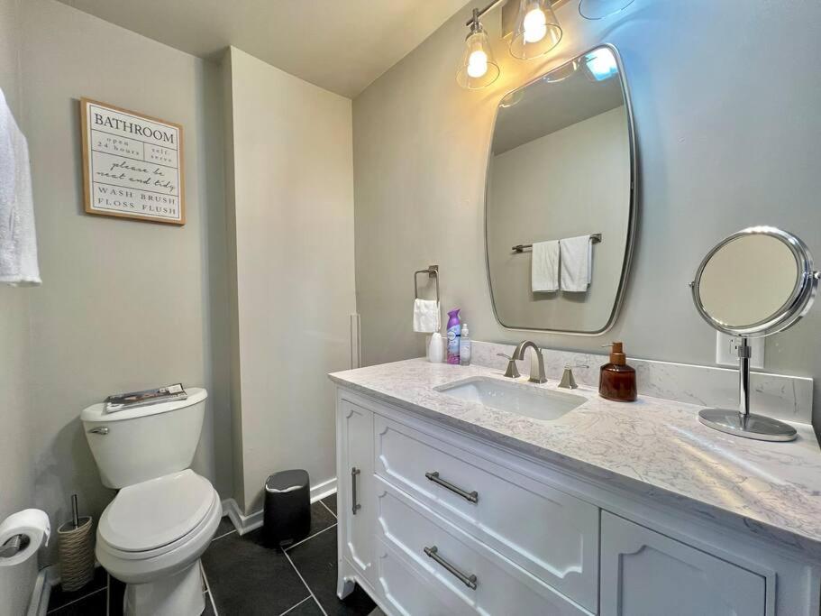 Modern Style Home Near Dt Indy & Major Attractions Индианаполис Экстерьер фото